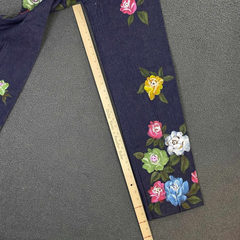 VTG Y2K Mandalay Jeans size 4 Straight Leg Hand Painted Flowers Patch Pocket - Picture 11 of 15